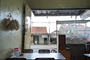 Rumah Makan Padang "Sari Bundo" image