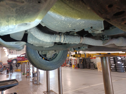 Alpine Auto Centre, 803 9th St N, Golden, BC V0A 1H2, Canada, 