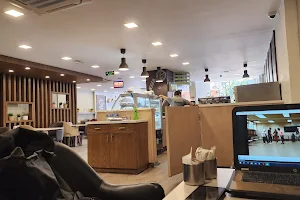 Beano's Cafe image