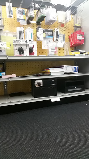 Office Supply Store «Staples», reviews and photos, 809 Industrial Blvd, Smyrna, TN 37167, USA