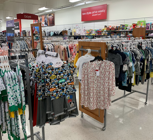 Department Store «T.J. Maxx», reviews and photos, 1751 Ritchie Station Ct, Capitol Heights, MD 20743, USA
