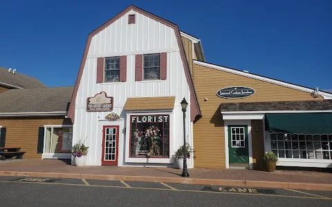 Central Square Shopping Center image