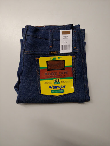 Hardware Store «National Hardware Supply, LLC», reviews and photos, 7173 N Blackstone Ave, Fresno, CA 93650, USA