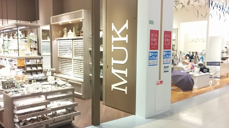 MUK MOCABROWN ららぽ－と横浜店