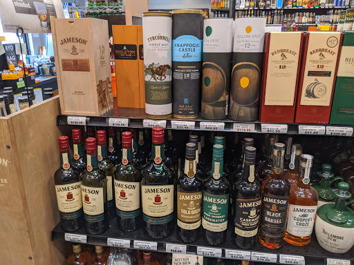 Liquor Store «Beaverton Liquor», reviews and photos, 11423 SW Beaverton Hillsdale Hwy, Beaverton, OR 97005, USA