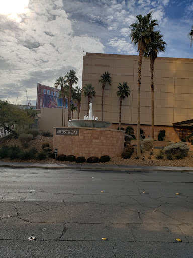 Department Store «Nordstrom Fashion Show», reviews and photos, 3200 Las Vegas Blvd S, Las Vegas, NV 89109, USA