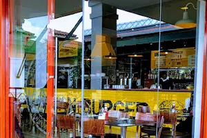 Urban Burger image