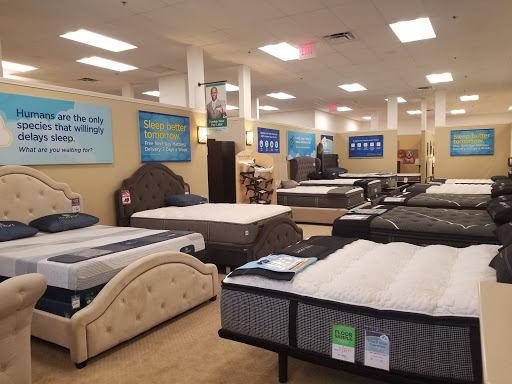 Furniture Store «Raymour & Flanigan Furniture and Mattress Store», reviews and photos, 1345 US-1, North Brunswick Township, NJ 08902, USA