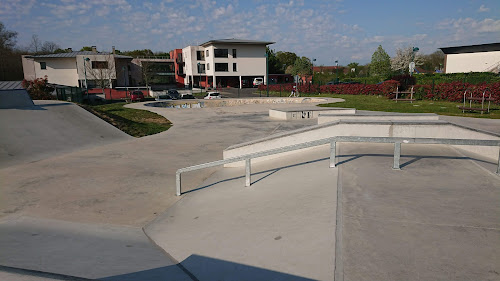 Skatepark De Magny Le Hongre à Magny-le-Hongre