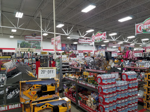 Home Improvement Store «Tractor Supply Co.», reviews and photos, 5387 Scottsville Rd, Bowling Green, KY 42104, USA