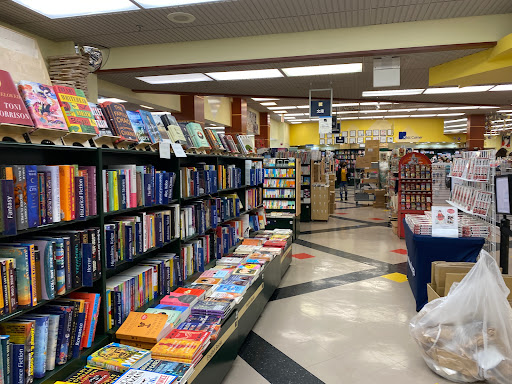 Book Store «Kinokuniya Chicago», reviews and photos, 100 E Algonquin Rd, Arlington Heights, IL 60005, USA