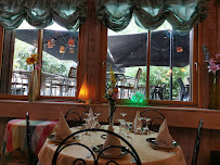 Atmosphère du Restaurant Le Cap Horn à Mirebel - n°3