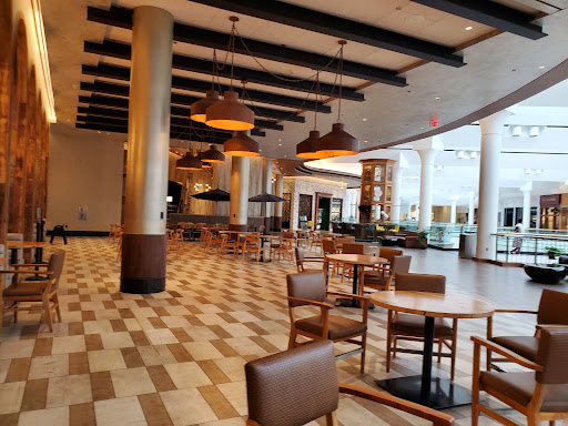 Shopping Mall «Tysons Galleria», reviews and photos, 2001 International Dr, McLean, VA 22102, USA