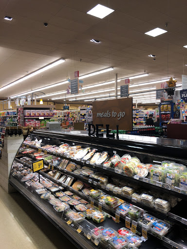 Grocery Store «Vons», reviews and photos, 3233 Foothill Blvd, La Crescenta, CA 91214, USA