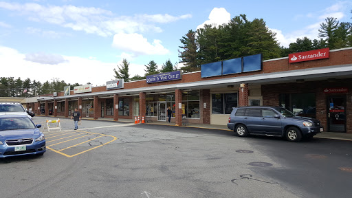 State Liquor Store «NH Liquor & Wine Outlet», reviews and photos, 150 Bridge St, Pelham, NH 03076, USA