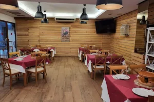 Restaurante El Rincón de Castre image