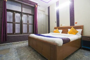 SPOT ON 64999 Hotel Shree image