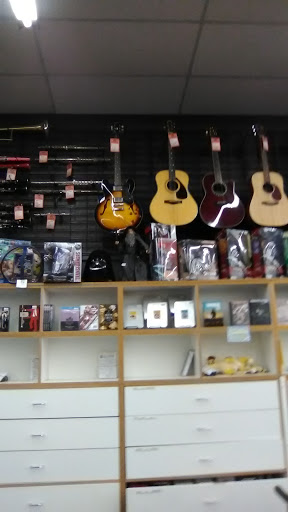 Used Book Store «Bookmans Ina Entertainment Exchange», reviews and photos, 3733 W Ina Rd, Tucson, AZ 85741, USA