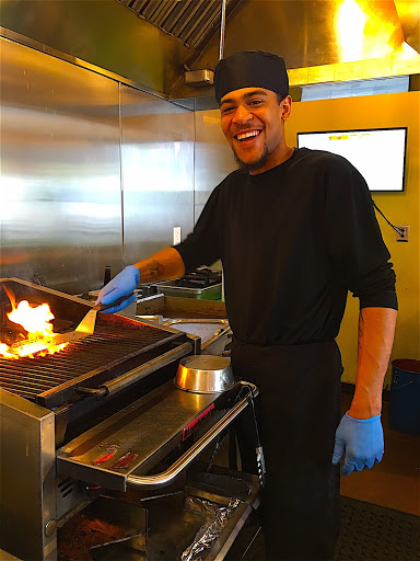 Hamburger Restaurant «NN BURGER - Tappahannock», reviews and photos, 303 Queen St #911, Tappahannock, VA 22560, USA