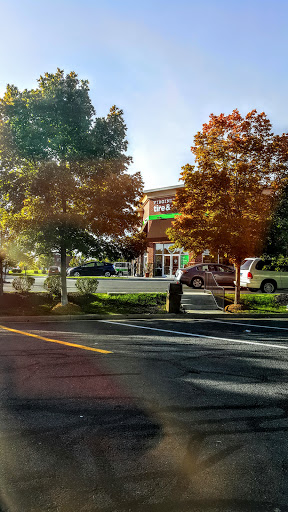 Auto Repair Shop «Virginia Tire & Auto of South Riding», reviews and photos, 43230 Defender Dr, Chantilly, VA 20152, USA