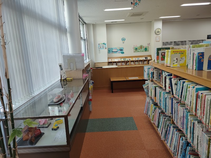 尾道市立向島子ども図書館「わくわく」