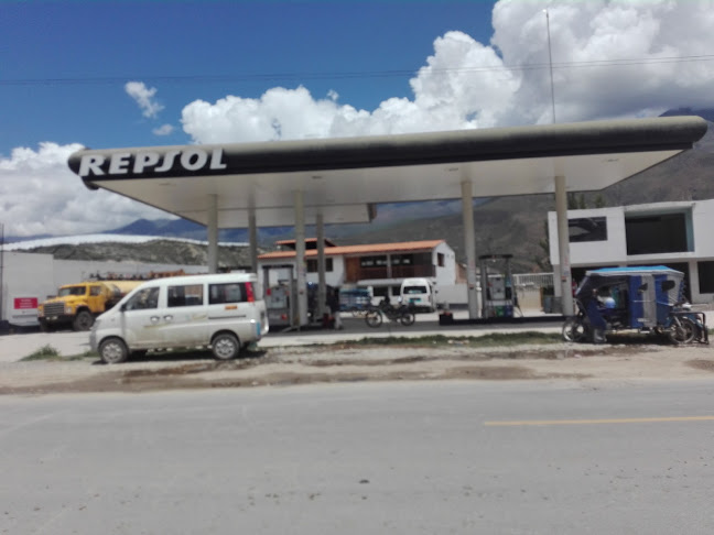 Opiniones de Estacion De Servicios Petromass Sac en Caraz - Gasolinera
