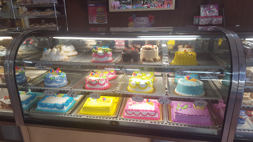 Shopping Mall «Central Shopping Plaza», reviews and photos, 3825 NW 7th St, Miami, FL 33126, USA