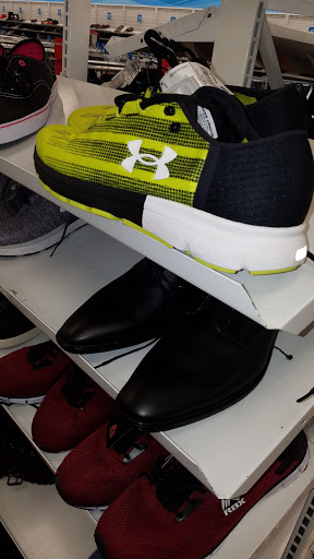 Clothing Store «Ross Dress for Less», reviews and photos, 4646 S Cooper St, Arlington, TX 76017, USA