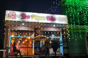 The pizza bite garur image