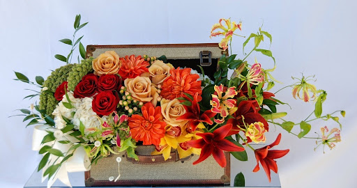 Crescenta Valley Flowers image