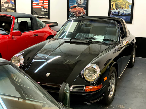 Used Car Dealer «Palm Desert Auto - Classic Cars», reviews and photos, 74725 Joni Dr, Palm Desert, CA 92260, USA