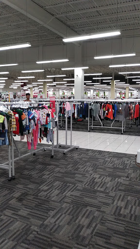Clothing Store «Burlington Coat Factory», reviews and photos, 3333 N State Rd 7, Lauderdale Lakes, FL 33319, USA
