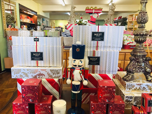 Day Spa «Rouge - Beauty, Spa, & Apothecary Boutique», reviews and photos, 17 S King St, Leesburg, VA 20175, USA