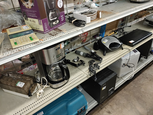 Thrift Store «Goodwill Donation Xpress», reviews and photos, 7800 South US Highway 17/92 #164, Casselberry, FL 32730, USA