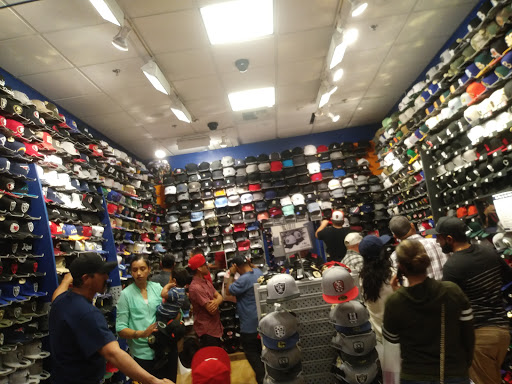 Shopping Mall «Vintage Faire Mall», reviews and photos, 3401 Dale Rd #483, Modesto, CA 95356, USA