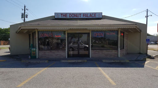 Donut Palace, 14540 S Josey Ln, Dallas, TX 75234, USA, 