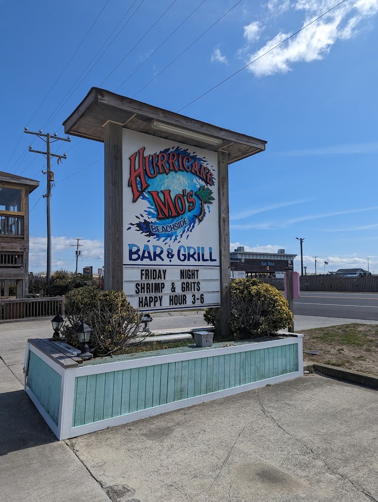 Hurricane Mo's Beachside Bar And Grill 27949