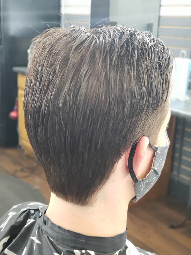 Barber Shop «The Final Touch Barber Shop», reviews and photos, 23 E 4th St, Bethlehem, PA 18015, USA