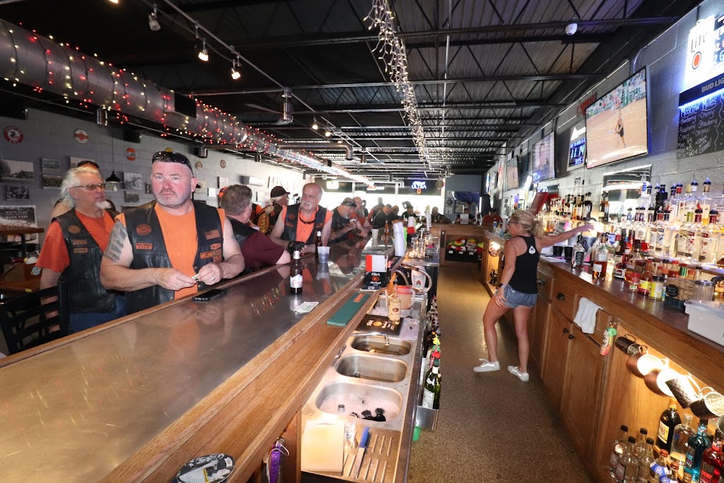 Aces & Eights Bar Tonica, IL 61370 Menu, Reviews, Hours & Contact