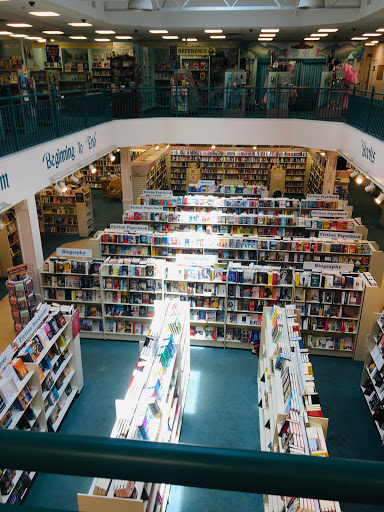 Book Store «Vero Beach Book Center», reviews and photos, 392 21st St, Vero Beach, FL 32960, USA