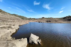 Presa De Las Niñas image