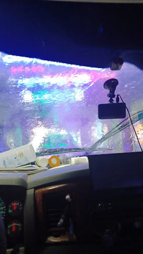 Car Wash «Washman Car Wash & Auto Spa», reviews and photos, 1530 NE Martin Luther King Jr Blvd, Portland, OR 97232, USA