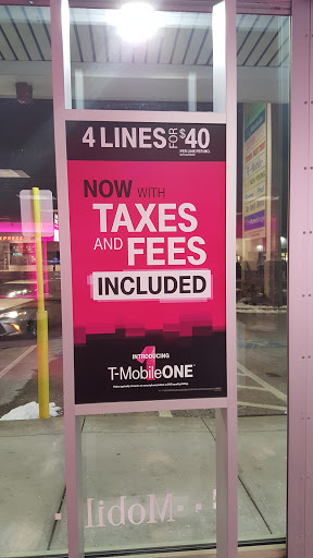 Cell Phone Store «T-Mobile», reviews and photos, 1660 Mineral Spring Ave, North Providence, RI 02904, USA