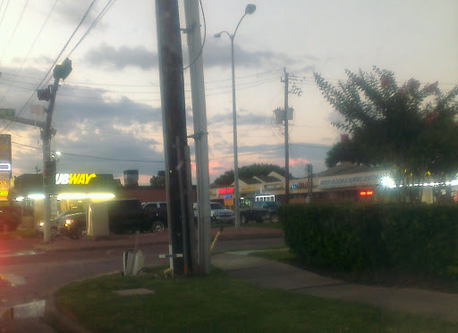 Tobacco Shop «Baytown Smoke Shop», reviews and photos, 3620 Garth Rd, Baytown, TX 77521, USA