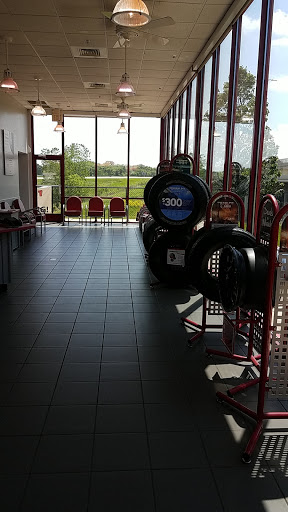 Tire Shop «Discount Tire Store - Inver Grove Heights, MN», reviews and photos, 9101 Broderick Blvd, Inver Grove Heights, MN 55076, USA