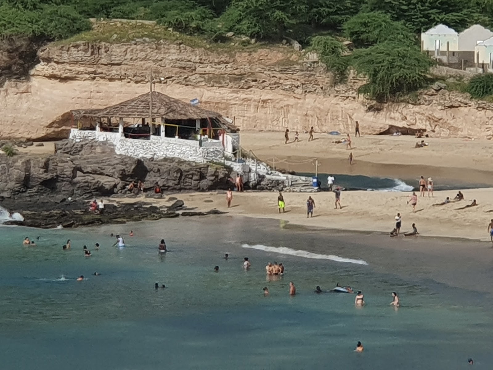 Fotografie cu Tarrafal Beach - locul popular printre cunoscătorii de relaxare