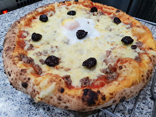Photo n°37 de Pizzas Aux 4 coins du monde à Toulon ()