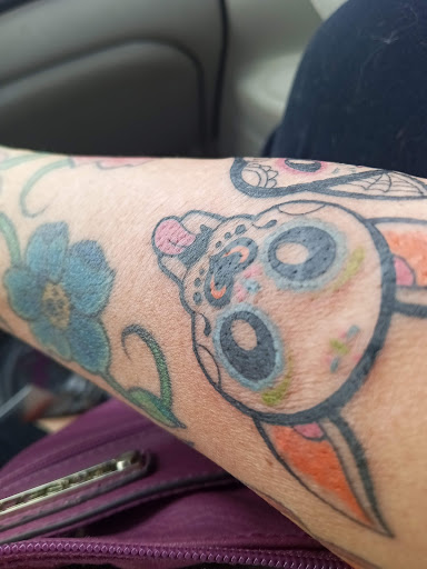 Tattoo Shop «Johnnys Tattoo», reviews and photos, 2400 E 88th Ave unit k, Denver, CO 80229, USA