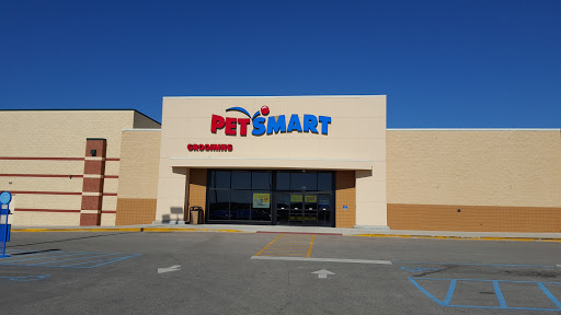 Pet Supply Store «PetSmart», reviews and photos, 479 River Hill Dr, Ashland, KY 41101, USA