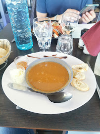 Plats et boissons du Restaurant de spécialités à base de poisson-pêcheur Le Chalut à Saint-Cyprien - n°9